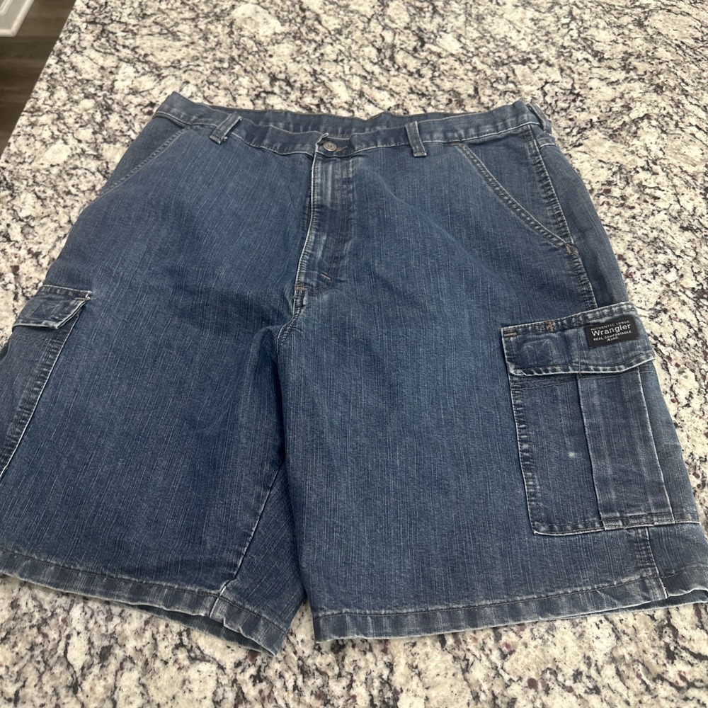 Wrangler Mens‎ Blue Denim Carpenter Shorts Size 38 Relaxed Fit Utility